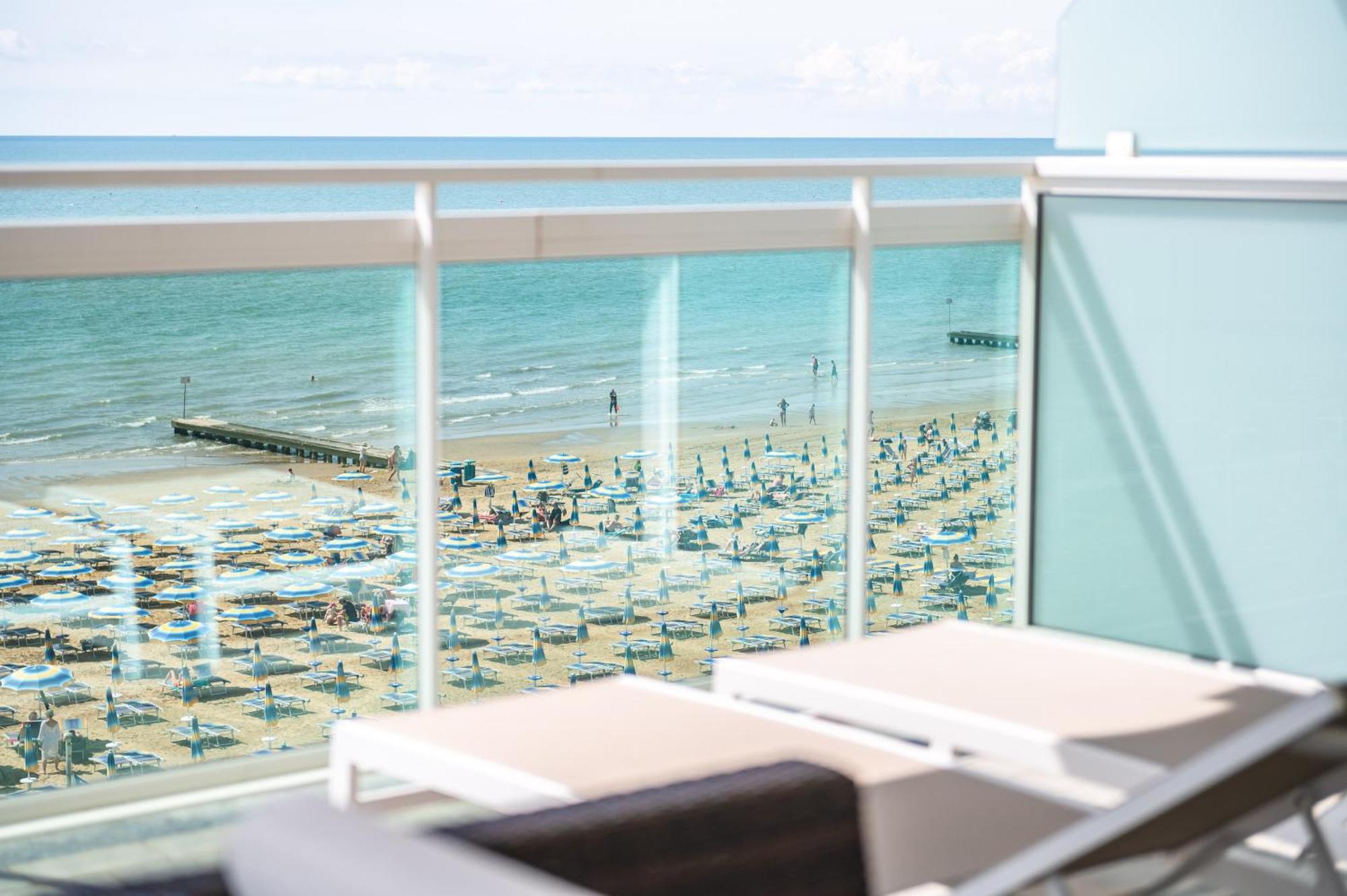 Hotel Orizzonte Лидо-ди-Езоло Номер фото